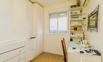 Imagem 7: Apartamento para venda possui 71 metros quadrados com 3 quartos em Cavalhada - Porto Alegr