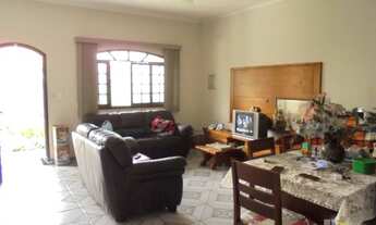 Imagem 5: Casa de lote inteiro a venda em Mongaguá, á 280 metros da praia