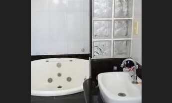 Imagem 5: Casa para venda possui 360 metros quadrados com 3 quartos em Praia dos Recifes - Vila Velh