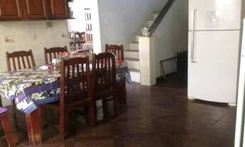 Imagem 6: CASA FRENTE DE RUA, COM 2 VAGAS DE GARAGEM, 4 DORMITORIOS, COZINHA E SALA AMPLA E QUINTAL