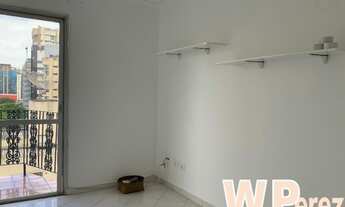 Imagem 6: COMPACTO E CHARMOSO - Apartamento 1 dormitório com armários embutidos, varanda na sala,