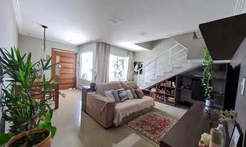 Imagem: Casa Duplex com Móveis Modulados e Ótimos