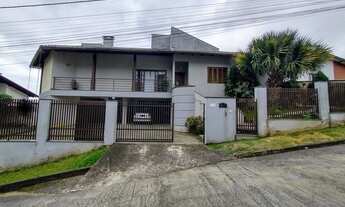 Imagem: JARAGUá DO SUL - Casa Padrão - Ilha da