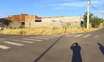 Imagem: Terreno de ESQUINA Com Excelente Custo Beneficio