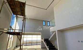 Imagem 5: Casa estilo sobrado de alto padrão com 4 suítes à venda, 313m² por R$ 2.975.000 - Condomín