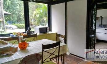 Imagem 4: GRANJA VIANA Condomínio Parque Primavera Casa térrea repleta de armários com 3 suites e