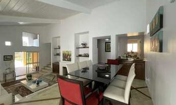 Imagem 4: Linda casa Terréa com piscina e area Gourmet integrada Vizinha ao shopping Granja Viana