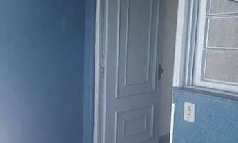 Imagem 2: Alugo linda casa c/ garagem à 200 metros CPTM R$ 1.900,00