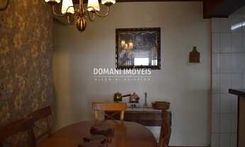 Imagem 4: Linda Casa à Venda na Região de Abernéssia - Campos do Jordão/SP