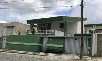 Imagem 2: Casa com 4 dormitórios - venda por R$ 990.000,00 ou aluguel por R$ 5.000,00/mês - Lauritze