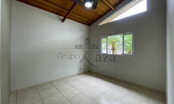 Imagem 3: Casa - Condomínio - Parque Califórnia - Jacareí - Residencial Crystal Park - 159m² - 3 Dor