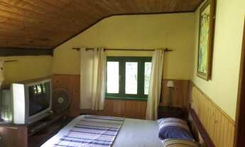 Imagem 2: Sitio tendo casa principal com 5 suítes e mais 5 chalés todos mobiliados em Guapimirim