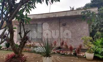 Imagem 7: Terreno com casa térrea, e 238 de área construída , e terreno 20x50 , totalmente plano