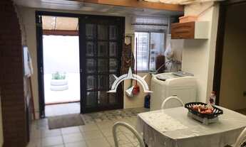 Imagem 2: Apartamento térreo tipo casa