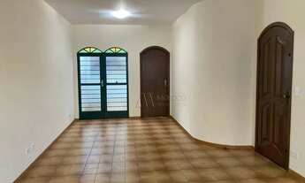 Imagem 2: Casa térrea com 2 dormitórios à venda, 122 m² por R$ 650.000 - Centro (São Roque) - São Ro