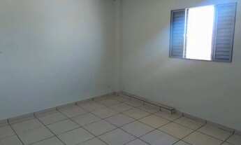 Imagem 2: Alugo casa no weissópolis, a quatro quadras da av, Irai