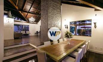 Imagem 5: Casa com 4 Suítes para Locação Anual no Centro de Balneário Camboriú/SC