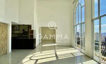 Imagem 5: Incrível cobertura com pé direito alto e vista aberta