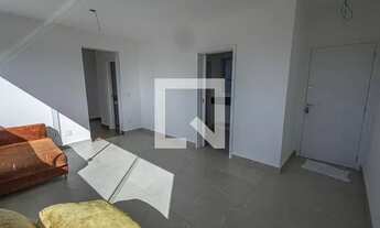 Imagem 3: Apartamento para Aluguel - Candelária, 3 Quartos, 72 m2