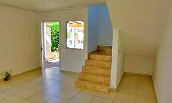 Imagem: São 3 dormitórios com ar condicionado