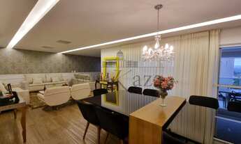 Imagem 2: Apartamento com 278 M2 com 4 quartos/4 suítes e 3 vagas