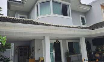 Imagem: Casa com 4 dormitórios à venda, 180 m²