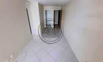 Imagem 6: 02 quartos sendo 01 suíte. Vaga escritura. Tijuca. R 600.000,00