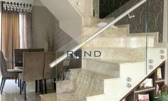 Imagem 3: Sobrado tríplex com três dormitórios no Bairro Atuba