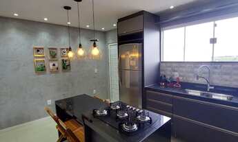 Imagem: Casa Duplex no Vale das Palmeiras com 142