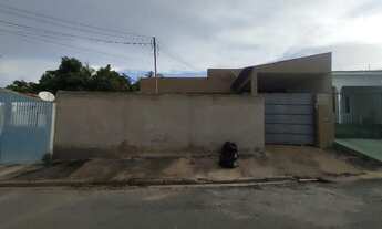 Imagem 2: Casa com 6 quarto(s) no bairro Cidade Alta em Cuiabá - MT