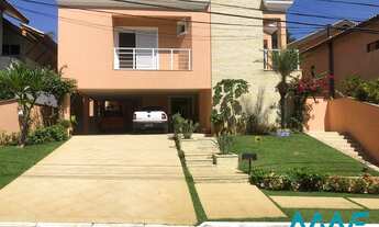 Imagem 2: Alphaville 01 - Casa Ampla e Iluminada!