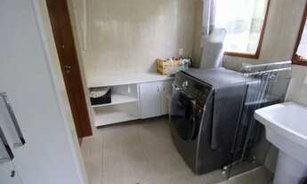 Imagem 6: Imóvel à Venda Com Duas Suítes e Totalmente Integrado à Natureza