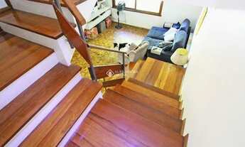 Imagem 7: Casa para venda possui 1858 metros quadrados com 3 quartos em Jardim Lindóia - Porto Alegr