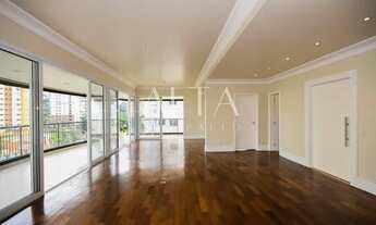 Imagem 2: Apartamento para venda com 235 metros quadrados com 3 quartos