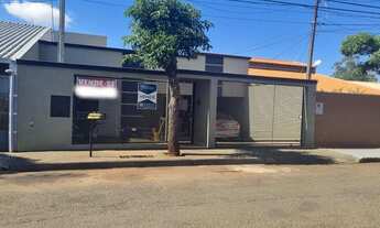 Imagem: CASA á VENDA com 3 dts. No Bairro Cafezal