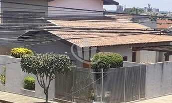 Imagem: ARARAQUARA - Casa Padrão - CENTRO