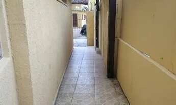 Imagem 4: Kitnet no Centro 1.000 incluso água luz iptu