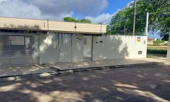 Imagem: Vendo Casa próxima a Igreja Católica do