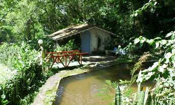 Imagem 3: Sitio tendo casa principal com 5 suítes e mais 5 chalés todos mobiliados em Guapimirim