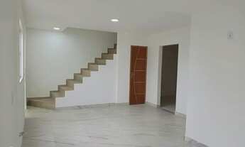 Imagem 4: Casa 4 quartos , sala de está ,sala de jantar , piscina com área de lazer e churrasqueira