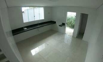 Imagem 5: Casa com 3 Quartos e 3 banheiros à Venda, 180 m² por R$ 799.900