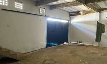 Imagem 2: Vendo Lindo Sobrado Gerando R$ 2.200 de Renda na 371 do Del Lago