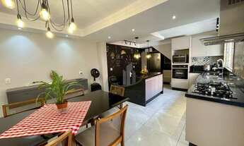 Imagem 3: Lindíssima casa com 3 quartos à venda, 195 m² por R$ 750.000 - Jardim Belvedere - Volta Re