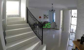 Imagem 3: Casa em condomínio com 5 dormitórios, 5 suites, piscina, 634 m², à venda por R$ 1.800.000