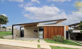 Imagem 3: Casa para Venda em Juiz de Fora, Vina Del Mar, 3 dormitórios, 3 suítes, 5 banheiros, 4 vag