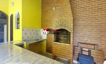 Imagem 5: Casa a venda em bairro residencial a 520 metros do mar com piscina