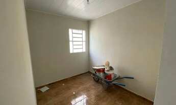 Imagem 3: 3 Casas vendo Casa com 2 dormitórios