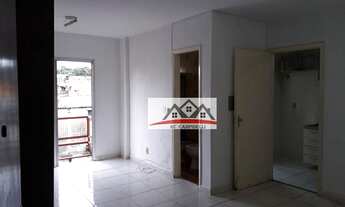 Imagem 2: Kitnetão Centro Campinas em Frente ao Colégio CULTO a CIÊNCIA com sacada