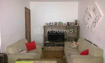 Imagem 2: Apartamento com 2 quartos no Cachambi. Rua Garcia Redondo