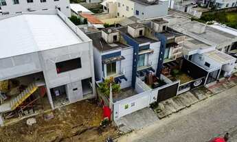 Imagem: Sobrado para venda com 140 metros quadrados